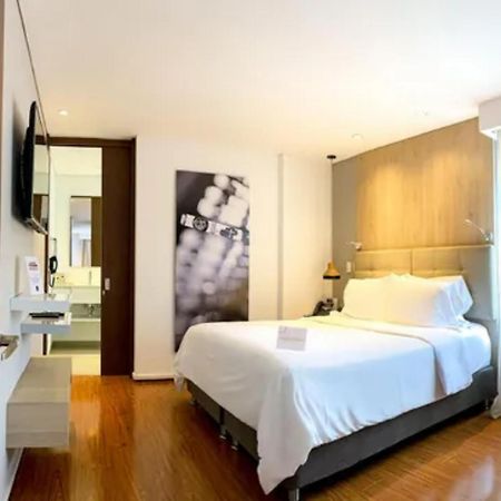 Quo Quality Hotel Manizales Eksteriør bilde Deluxe Room