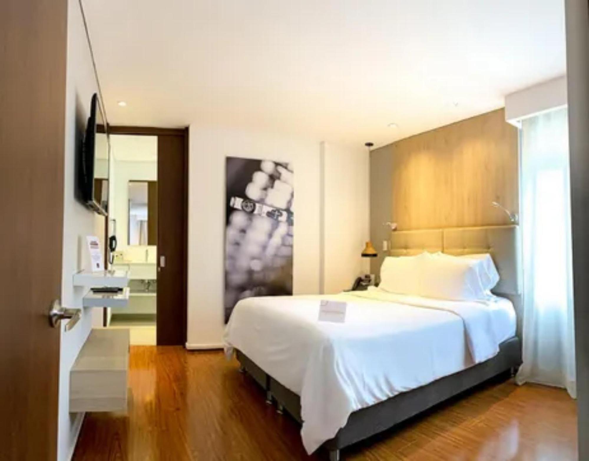 Quo Quality Hotel Manizales Eksteriør bilde Deluxe Room