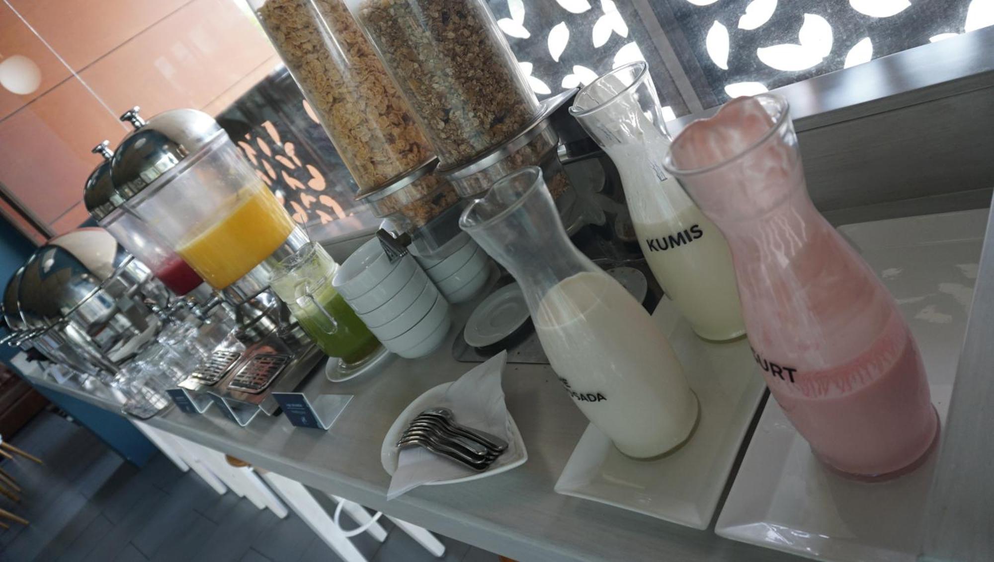 Quo Quality Hotel Manizales Eksteriør bilde Kumis